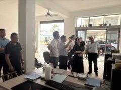 <b>长沙市代表、政协委员调研望城区食物平安工做</b>