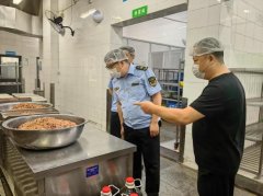 <b><b>绵竹市市场监管局全力护航高考食物平安</b></b>